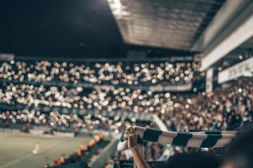 西班牙夺冠烟花却是蓝白色？FIFA内定阿根廷夺冠？名记官宣回应｜欧亿体育首页（配图示意）